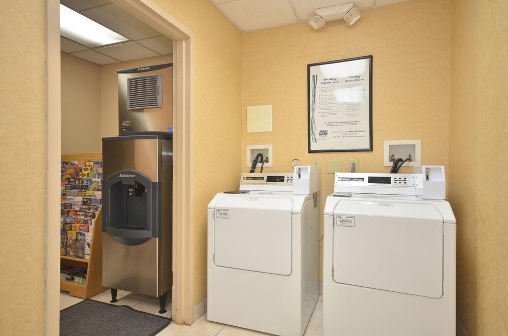 Holiday Inn Express Hotel & Suites Albuquerque Midtown By Ihg Dış mekan fotoğraf