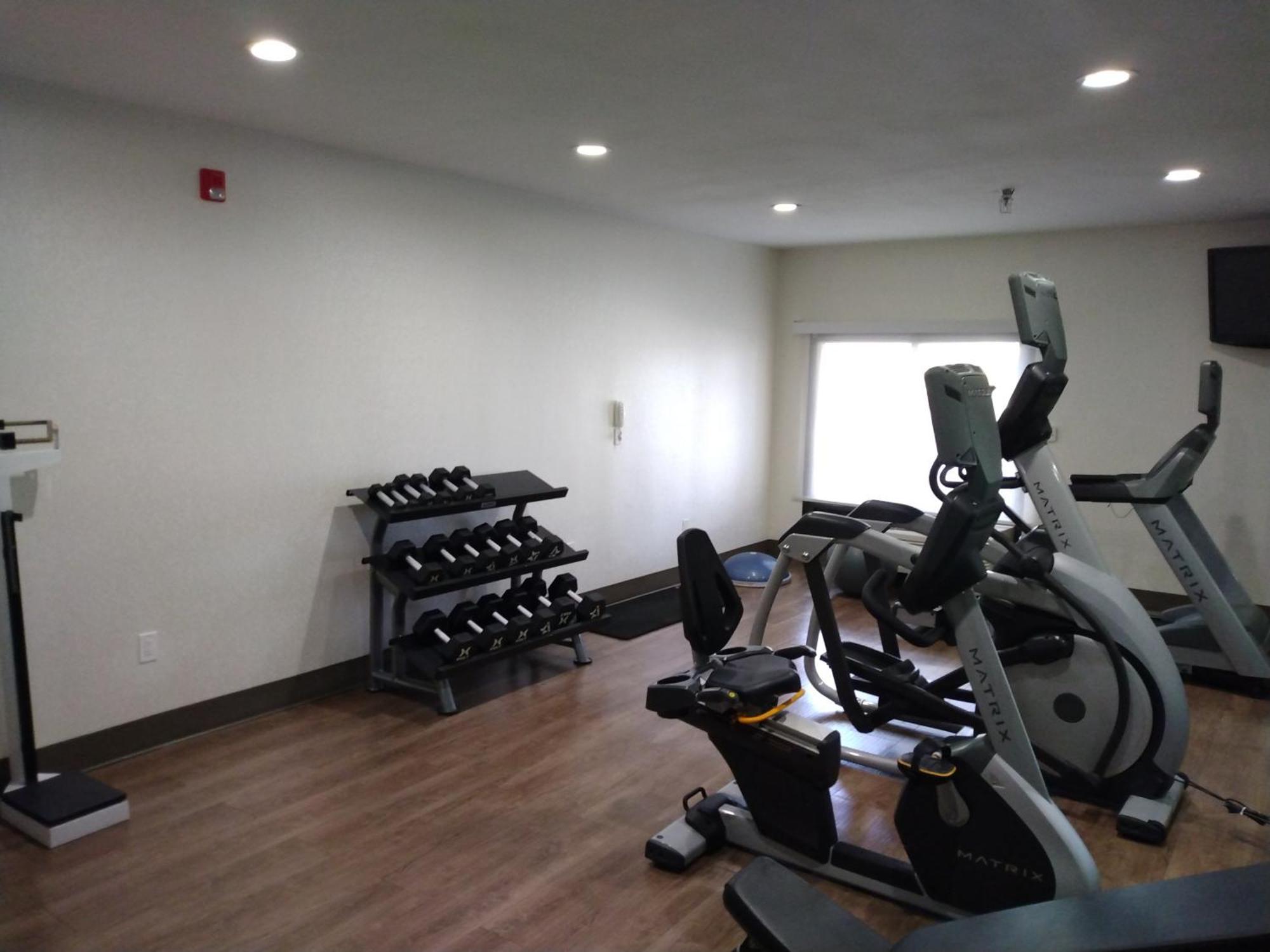 Holiday Inn Express Hotel & Suites Albuquerque Midtown By Ihg Dış mekan fotoğraf