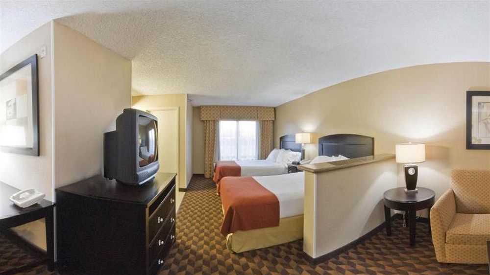 Holiday Inn Express Hotel & Suites Albuquerque Midtown By Ihg Dış mekan fotoğraf