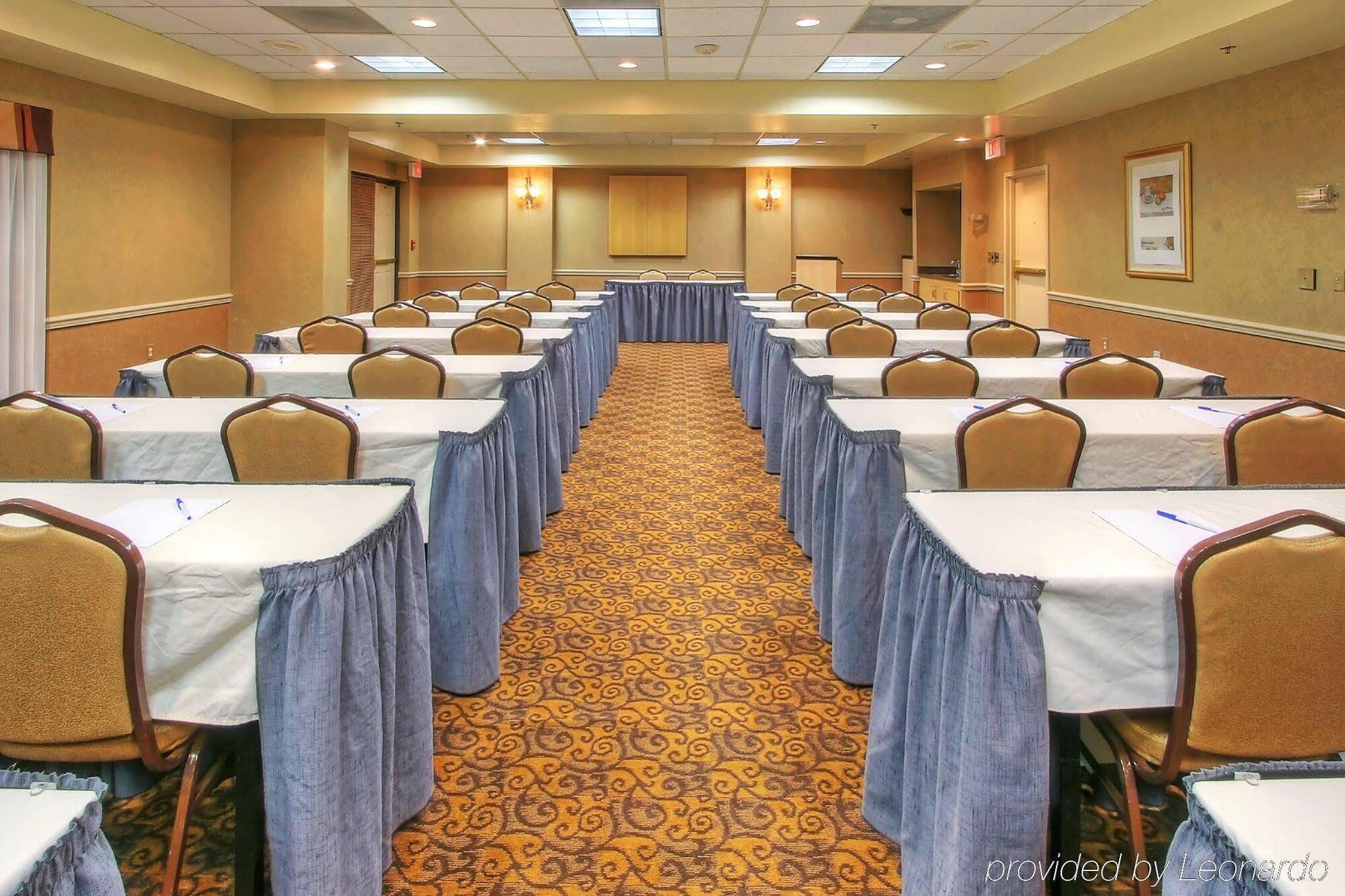 Holiday Inn Express Hotel & Suites Albuquerque Midtown By Ihg Dış mekan fotoğraf