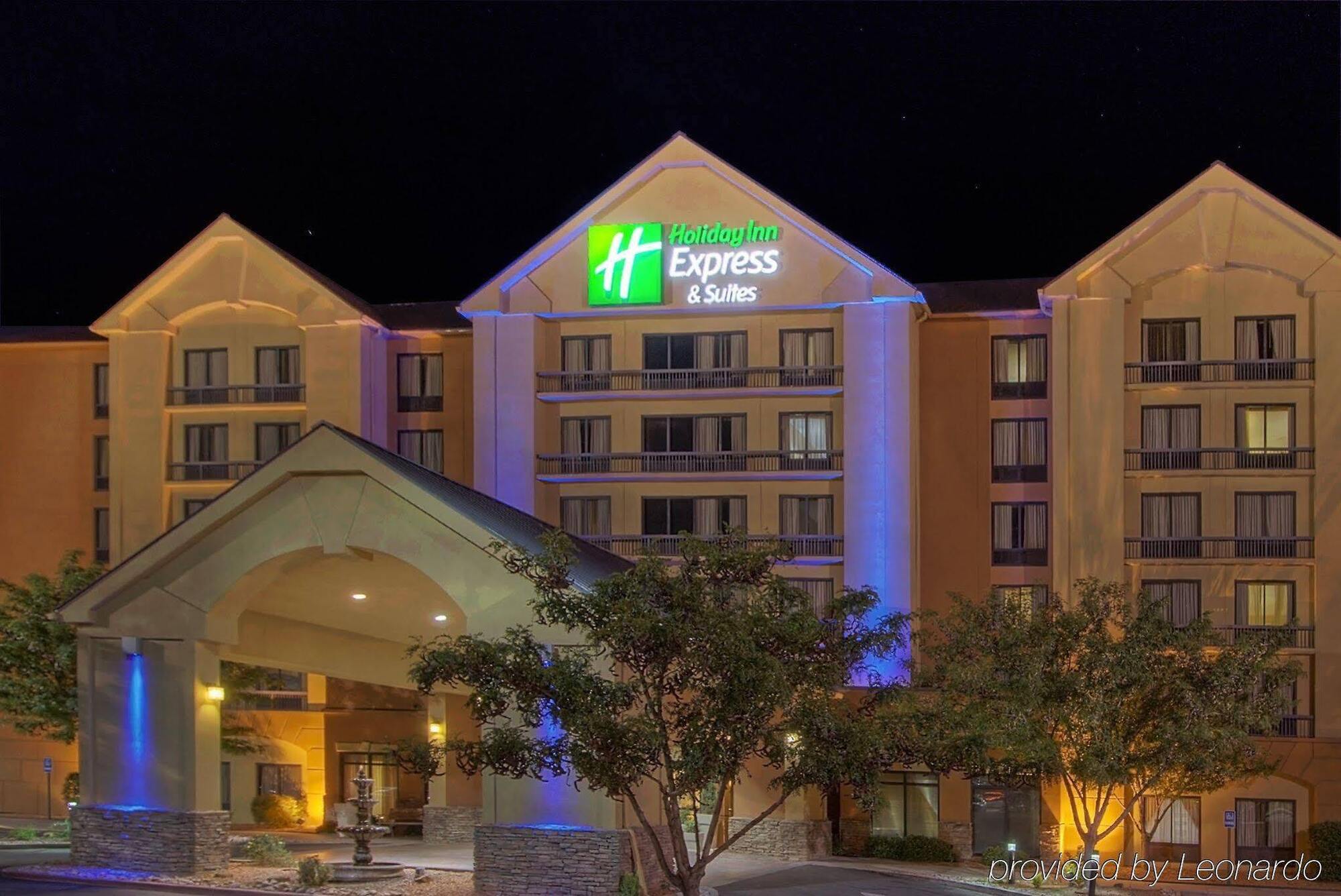 Holiday Inn Express Hotel & Suites Albuquerque Midtown By Ihg Dış mekan fotoğraf